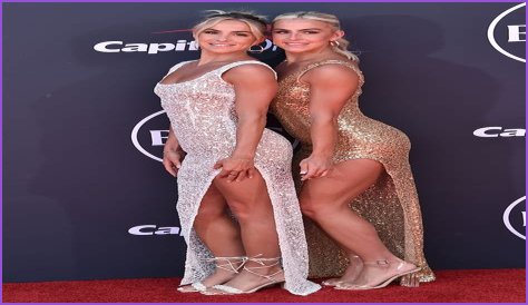 Haley Cavinder Shares Swimsuit Photo, 